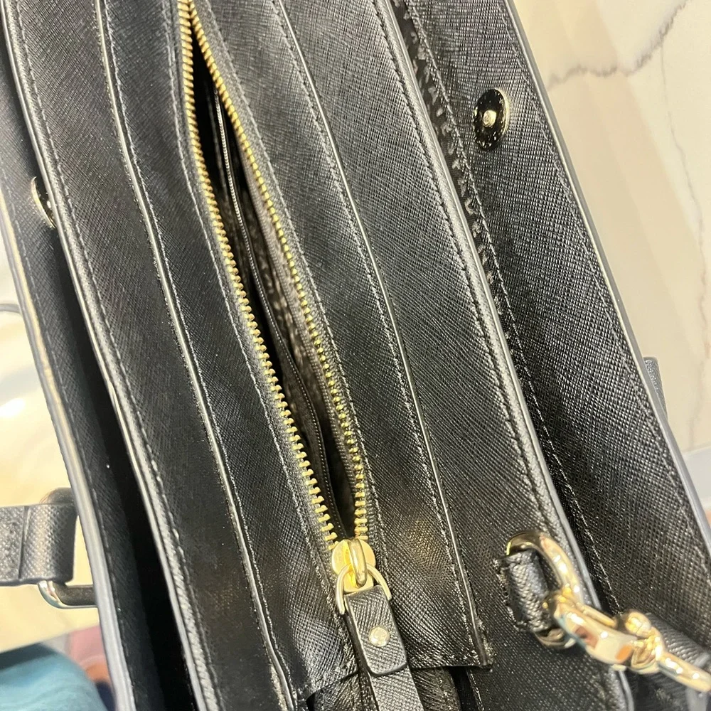 KATE SPADE Saffiano Black Leather Medium Square Tote Bag Purse/Crossbody‎